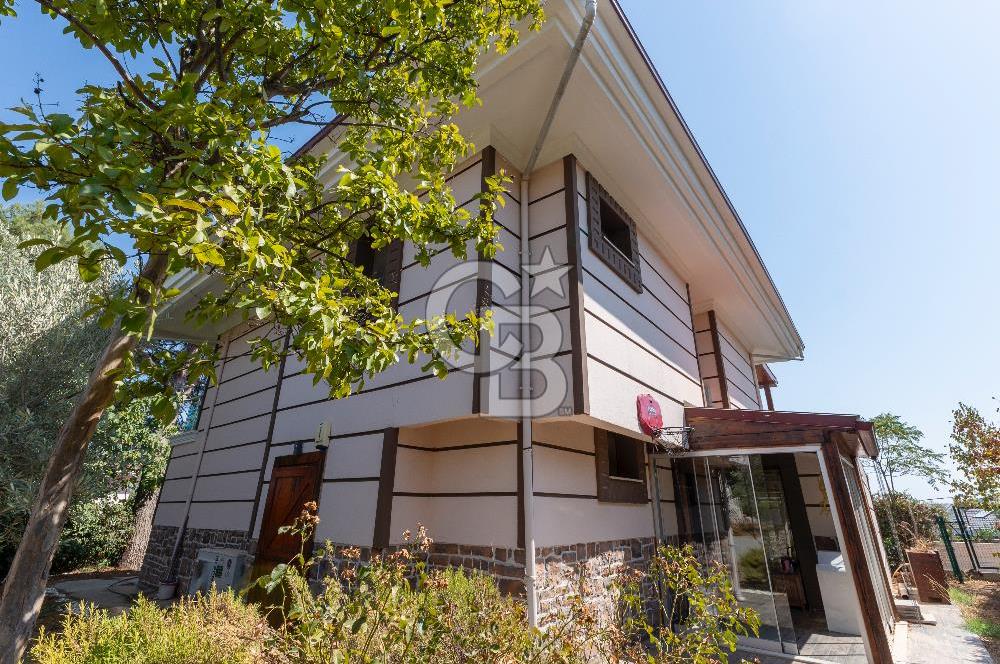 Kemalpaşa Villalar Bölgesinde 4+1 Triplex Villa