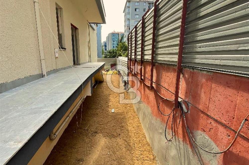 Sahrayıcedit E5'te Emsalsiz Konumda 2500m2 Kiralık Sıfır Plaza