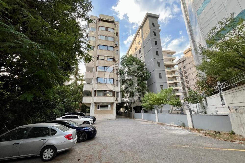 Caddebostan Plaj Yolun'da 4+1 Geniş ve Ferah Kiralık Daire