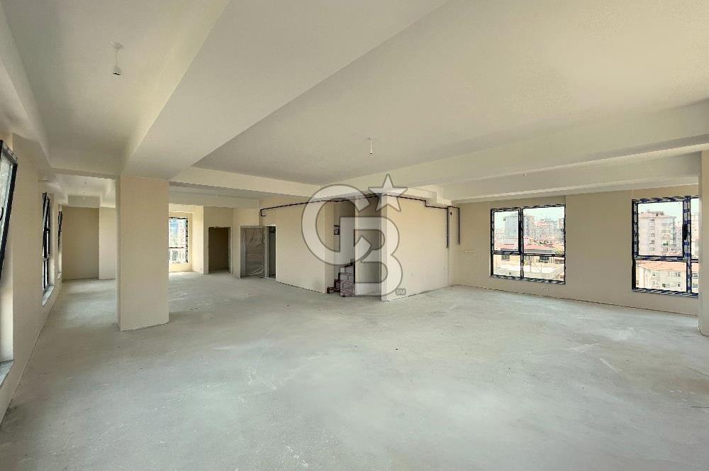 Sahrayıcedit E5'te Emsalsiz Konumda 2500m2 Kiralık Sıfır Plaza