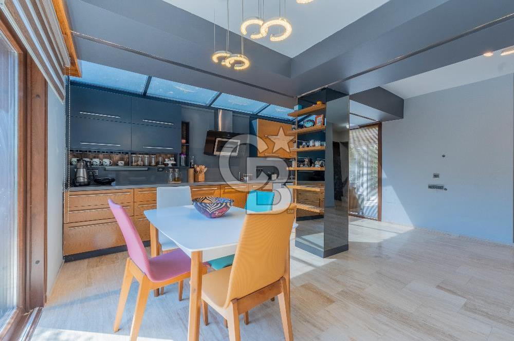 Kemalpaşa Villalar Bölgesinde 4+1 Triplex Villa