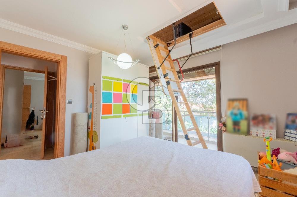 Kemalpaşa Villalar Bölgesinde 4+1 Triplex Villa