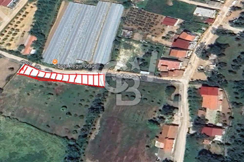 Urla Şirinkent'te Satılık 668 m2 Ev ve Tarla