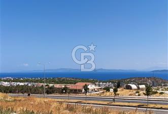 Mordoğan İzmir Caddesi'nde Yola Cepheli Satılık Tarla