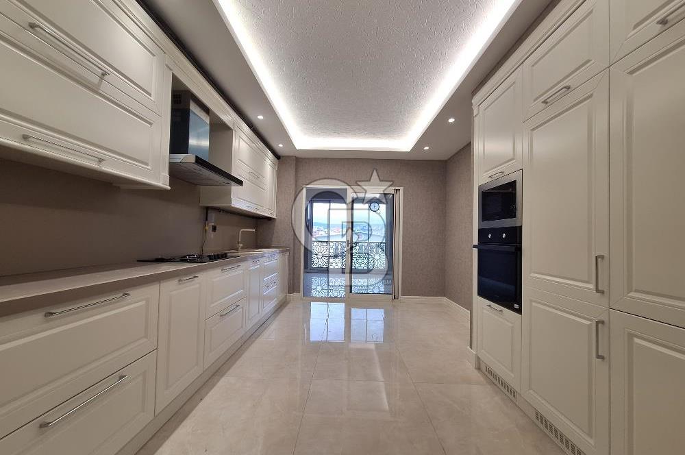 Balikesir Pasa Konakları Sitesinde Ara Kat Kiralık 4+1