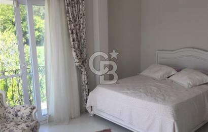 İskele Şirinoba Sitesi'de 7+1 Satılık Villa