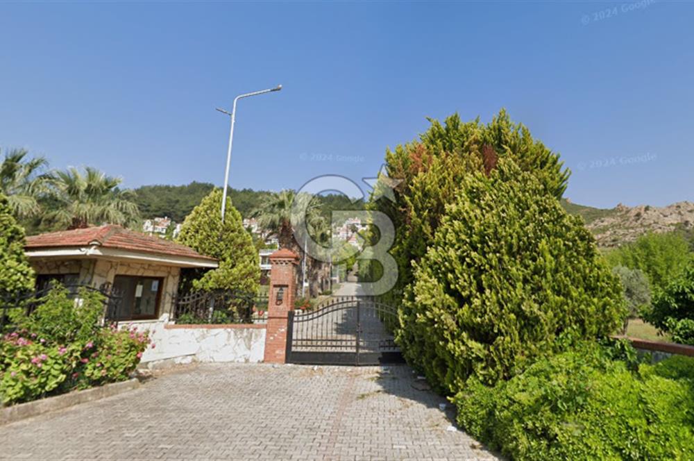 İskele Şirinoba Sitesi'de 7+1 Satılık Villa