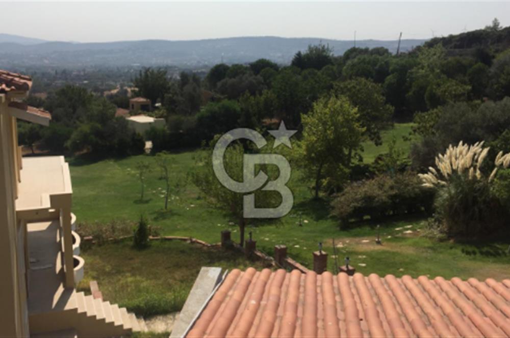 İskele Şirinoba Sitesi'de 7+1 Satılık Villa