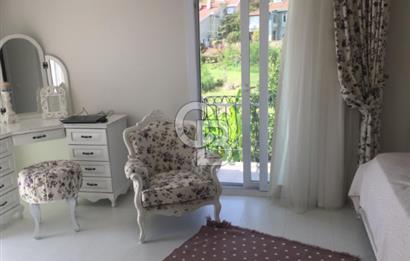 İskele Şirinoba Sitesi'de 7+1 Satılık Villa