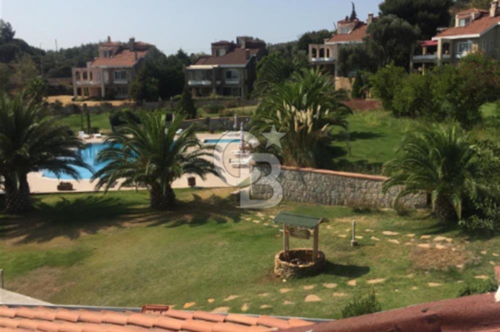 İskele Şirinoba Sitesi'de 7+1 Satılık Villa