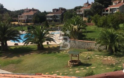 İskele Şirinoba Sitesi'de 7+1 Satılık Villa