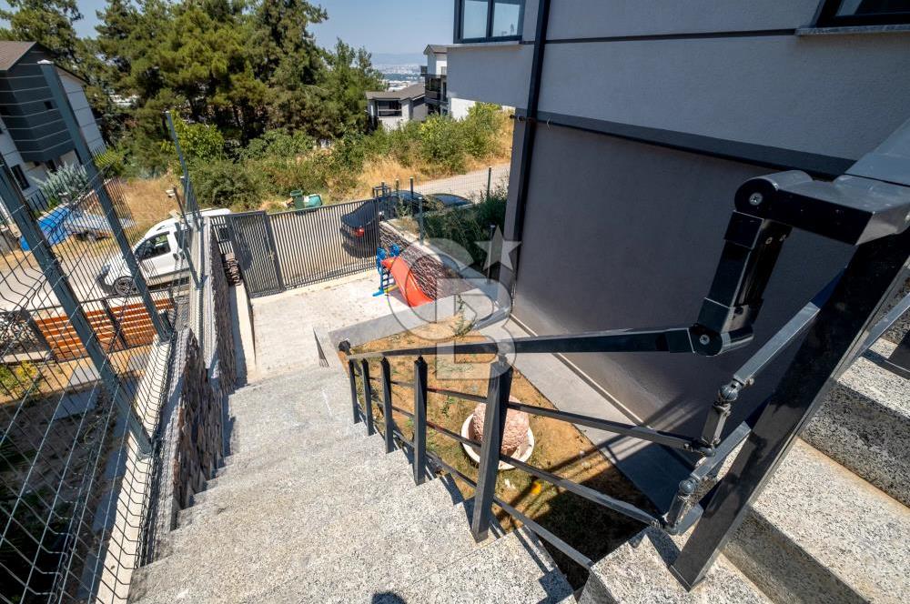 CB AMBIANCE I GÜMÜŞLÜK'TE LÜKS EŞYALI SATILIK 4+2 TRİPLEKS VİLLA