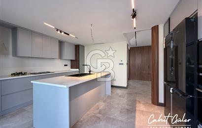 İzmir Çeşme Dalyan'da Sıfır/Müstakil/Havuzlu Satılık Lüks Villa