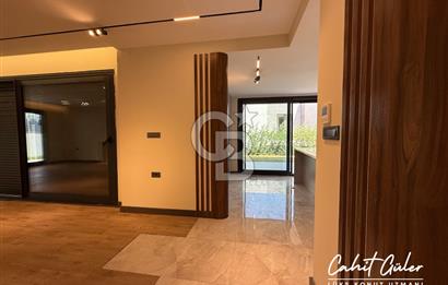 İzmir Çeşme Dalyan'da Sıfır/Müstakil/Havuzlu Satılık Lüks Villa