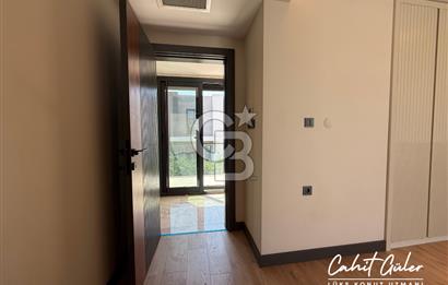 İzmir Çeşme Dalyan'da Sıfır/Müstakil/Havuzlu Satılık Lüks Villa