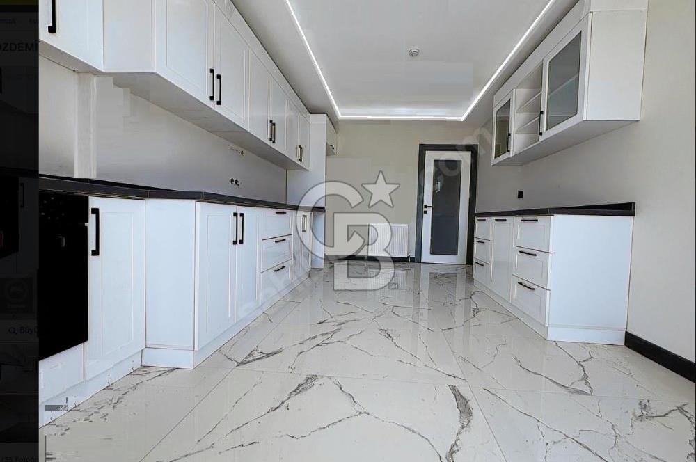 ANKARA KEÇİÖREN EN GÖZDESİ ANKA PALASda LÜX 3+1 FIRSAT DAİRE