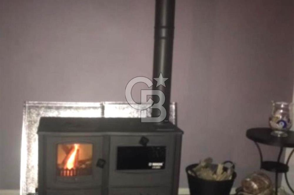 Urla Bademlerde Satılık Müstakil Ev