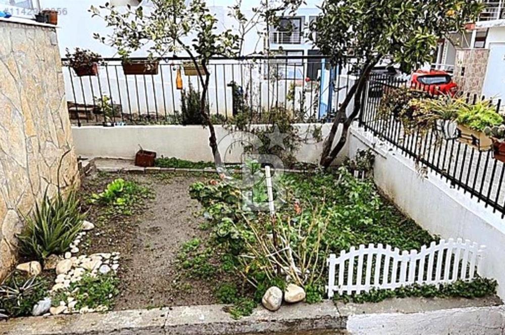 Urla Bademlerde Satılık Müstakil Ev