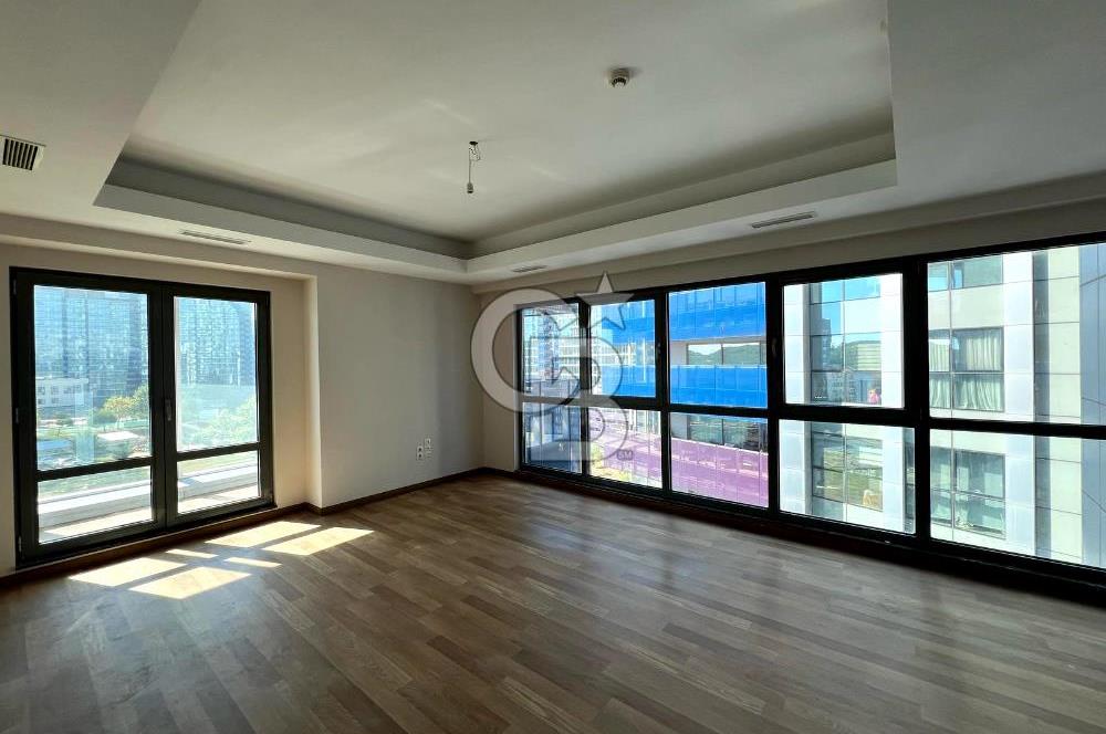 1453 MASLAKTA 2+1 DAİRE ŞEHRİN KALBİNDE KONFOR YATIRIM FIRSATI