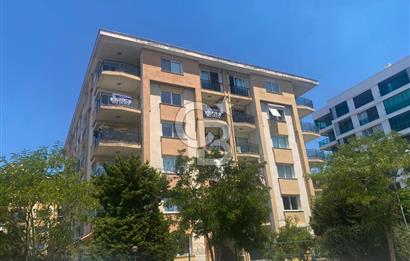 ÇİĞLİ ATAŞEHİR DE KİRALIK DOĞALGAZ KOMBİLİ 160 m2 KÖŞE 3+1