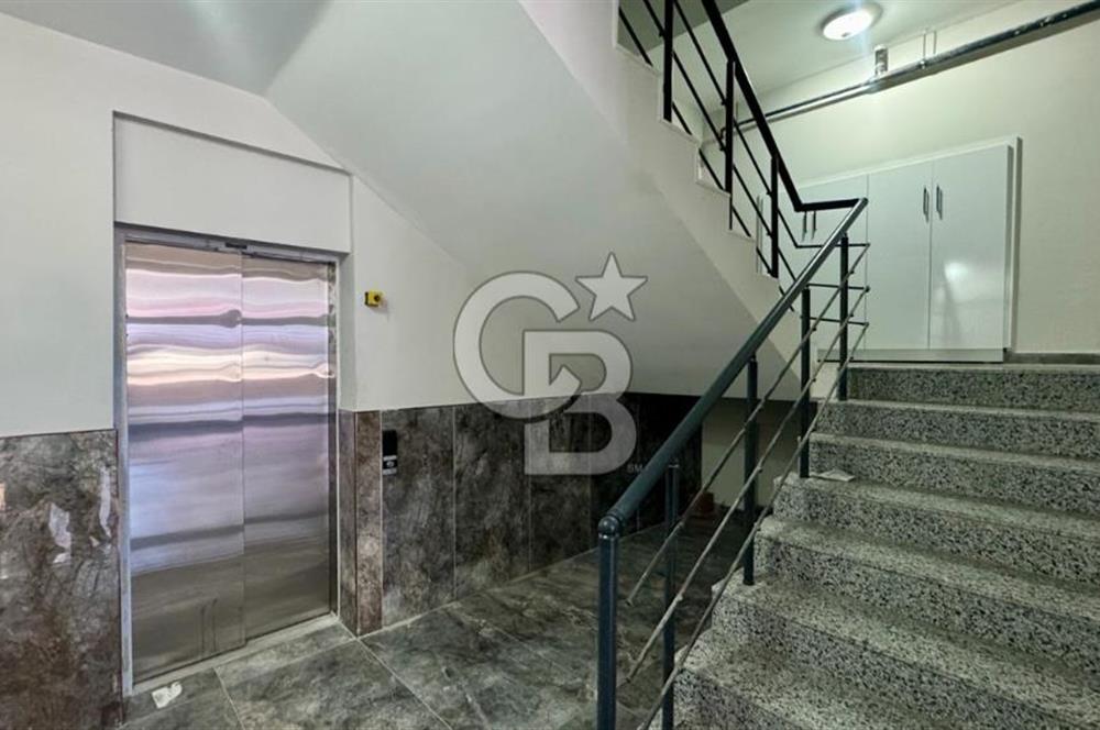 CB Elexus| Gölcük Merkez'de Satılık Asansorlü Ofis & Büro
