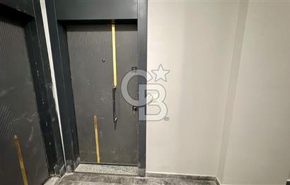 CB Elexus| Gölcük Merkez'de Satılık Asansorlü Ofis & Büro