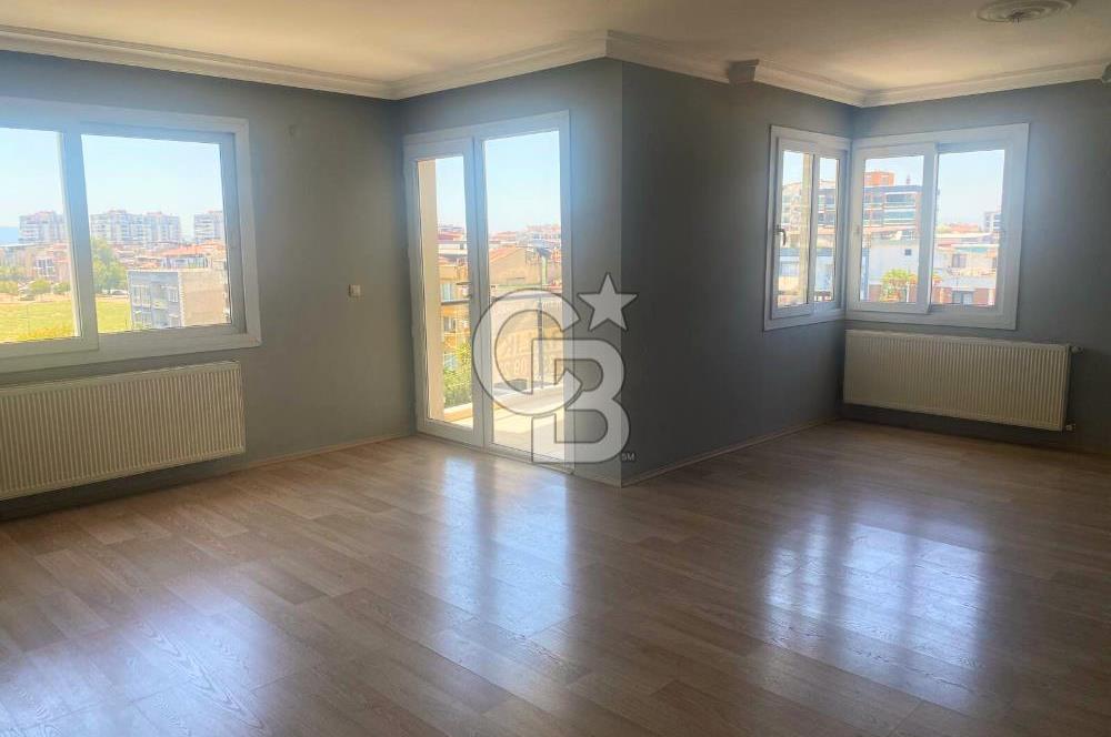 ÇİĞLİ ATAŞEHİR DE KİRALIK DOĞALGAZ KOMBİLİ 160 m2 KÖŞE 3+1