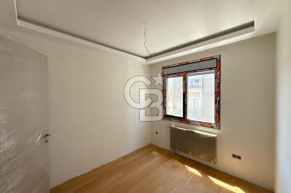 Tanzimat Sokak'ta Katta Tek, Lüks, Ferah 4.5+1 SATILIK