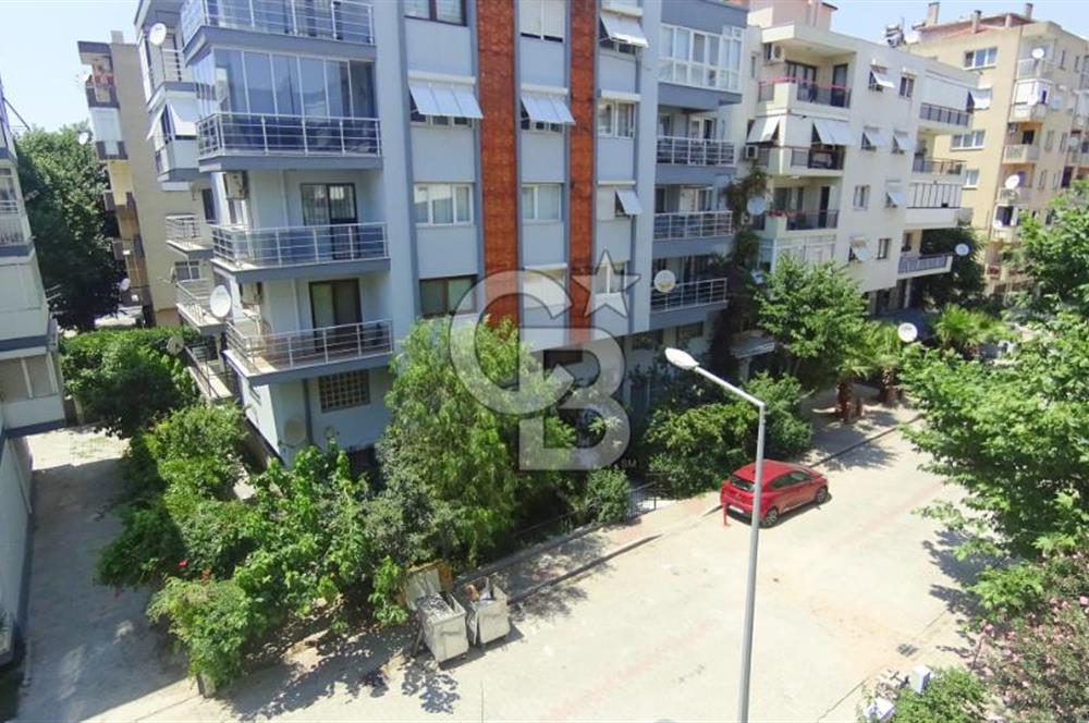 Karşıyaka Ordu Bulvarı ve Girne Cadde Yakını Satılık 3+1 Daire