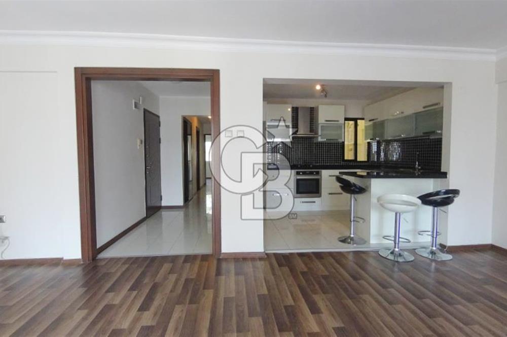 Karşıyaka Ordu Bulvarı ve Girne Cadde Yakını Satılık 3+1 Daire