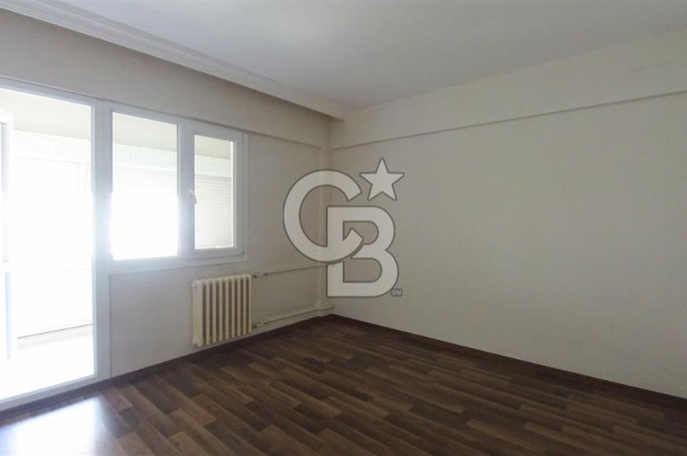 Karşıyaka Ordu Bulvarı ve Girne Cadde Yakını Satılık 3+1 Daire