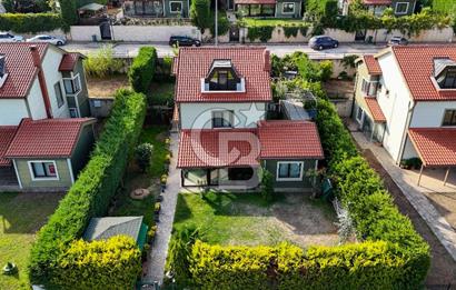 Tepeören Yaşam Evleri 5+2 Geniş Bahçeli Satılık Tripleks Villa