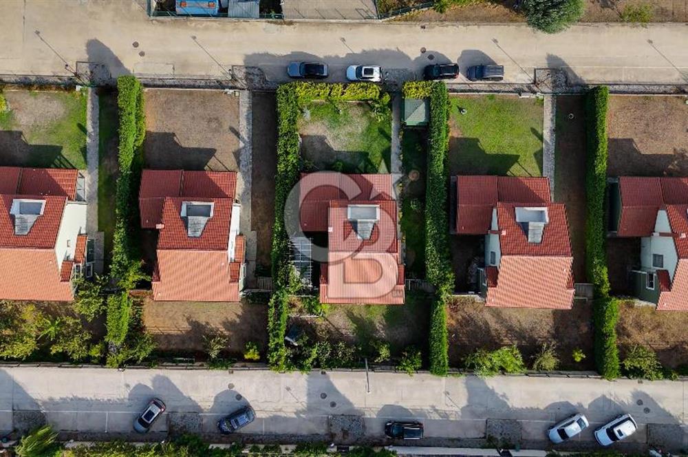 Tepeören Yaşam Evleri 5+2 Geniş Bahçeli Satılık Tripleks Villa