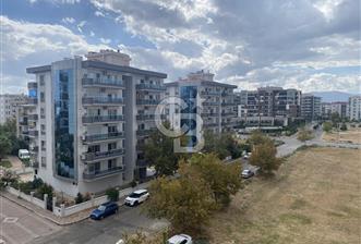 ÇİĞLİ ATAŞEHİR DE KİRALIK DOĞALGAZ KOMBİLİ 160 m2 KÖŞE 3+1