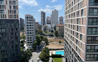 Bostancıda sıfır binada 4+2 satılık dubleks daire.