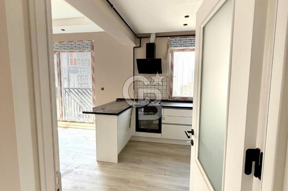 Bostancıda sıfır binada 4+2 satılık dubleks daire.
