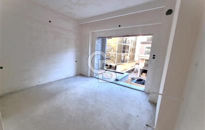 FIRSATTTT.....GİRNE CADDESİ ÜZERİNDE 2+1 SATILIK DAİRE.....