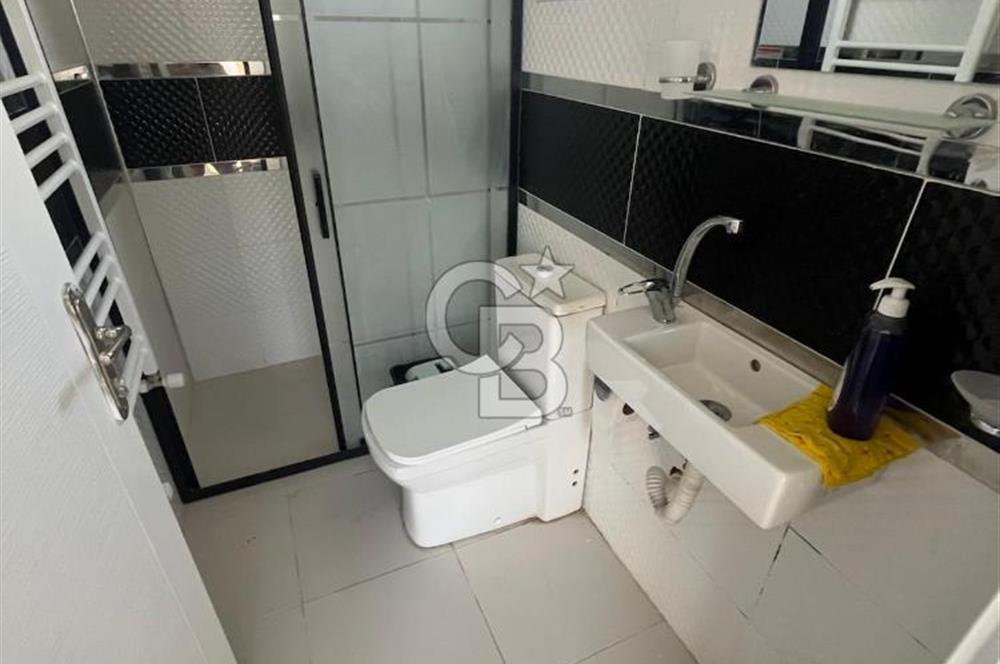 Foça yolu Villakent girişi 1+1 eşyalı kiralık daire