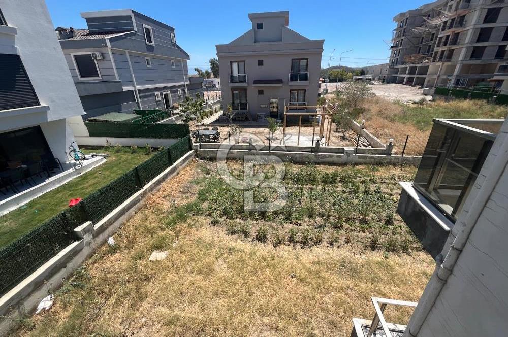 Foça yolu Villakent girişi 1+1 eşyalı kiralık daire