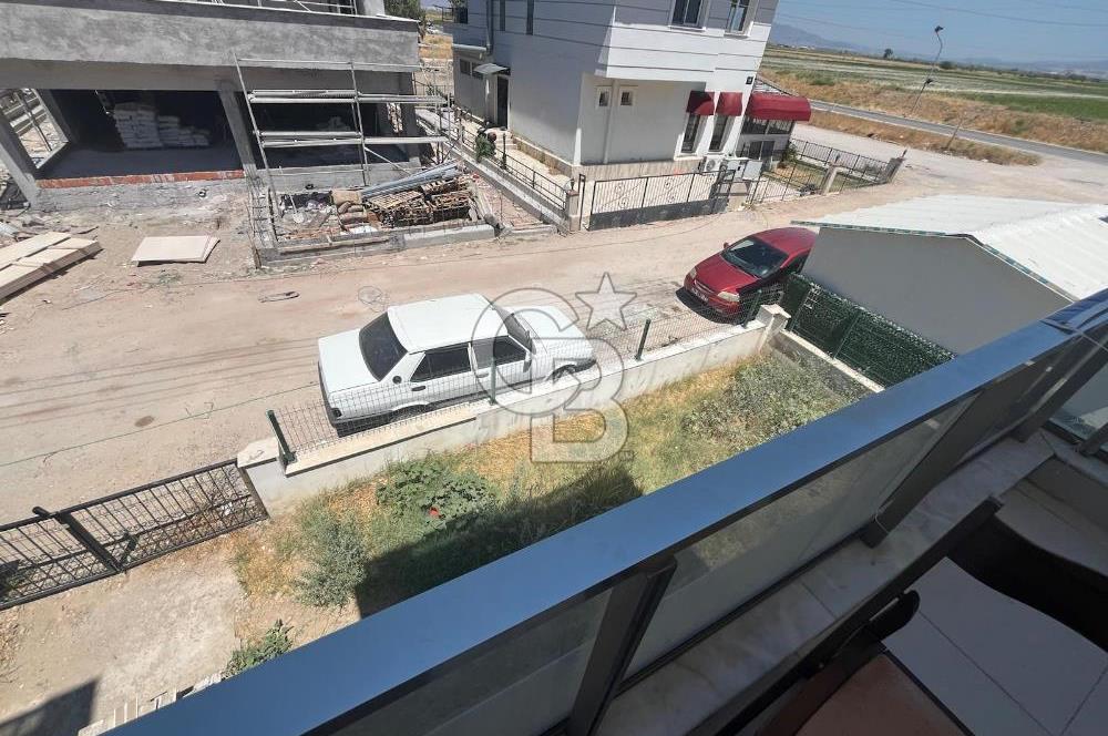 Foça yolu Villakent girişi 1+1 eşyalı kiralık daire