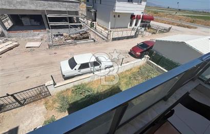 Foça yolu Villakent girişi 1+1 eşyalı kiralık daire