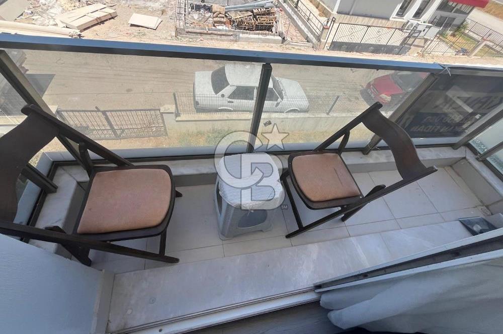 Foça yolu Villakent girişi 1+1 eşyalı kiralık daire