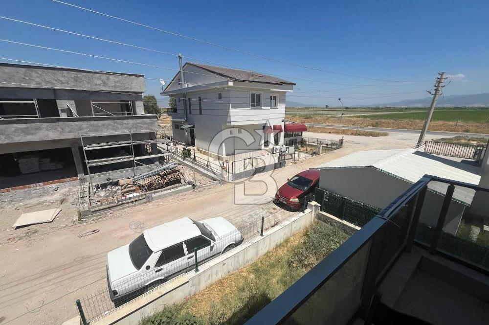 Foça yolu Villakent girişi 1+1 eşyalı kiralık daire