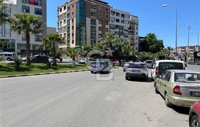 Manisa Merkezde Bulvar Üstünde 3+1 Daire