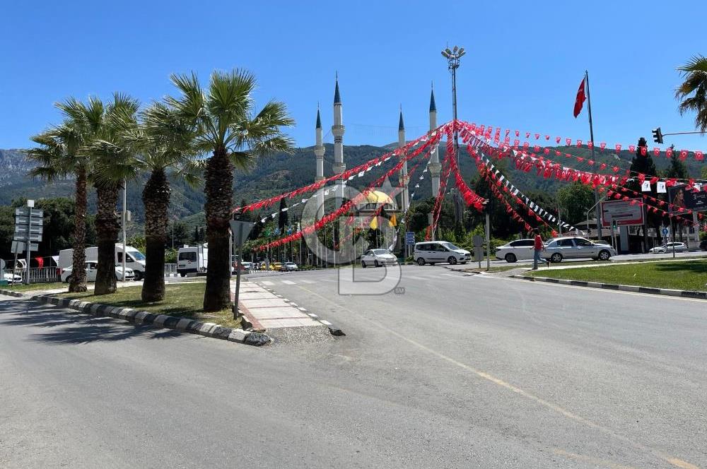 Manisa Merkezde Bulvar Üstünde 3+1 Daire