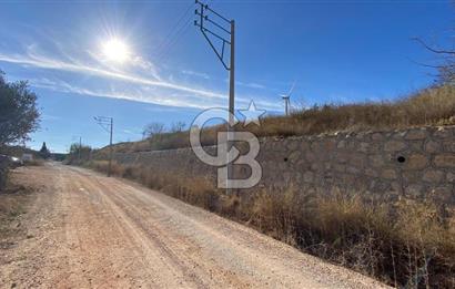 ÇEŞME MUSALLADA SATILIK YATIRIMA UYGUN TARLA