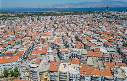 BALÇOVA SAKARYA CADDESİ KURUMSAL KİRACILI SATILIK DÜKKAN
