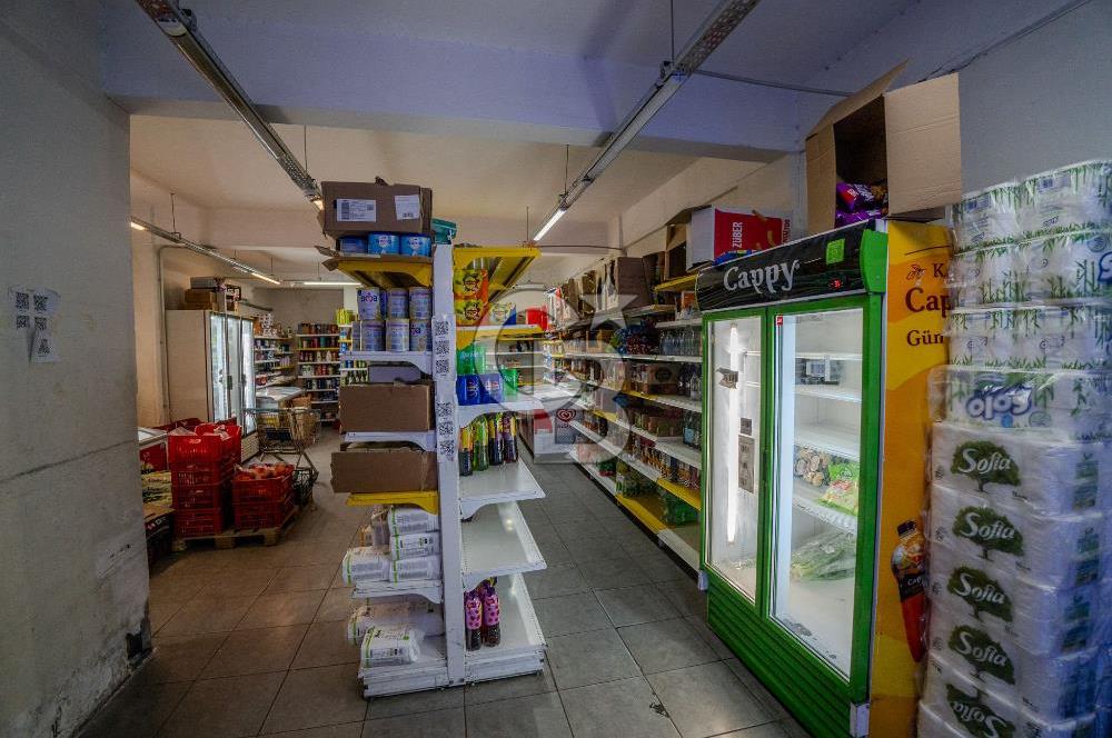 BALÇOVA SAKARYA CADDESİ KURUMSAL KİRACILI SATILIK DÜKKAN