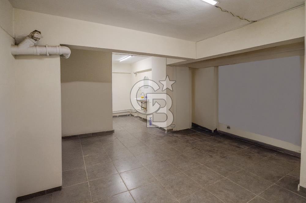 BALÇOVA SAKARYA CADDESİ KURUMSAL KİRACILI SATILIK DÜKKAN