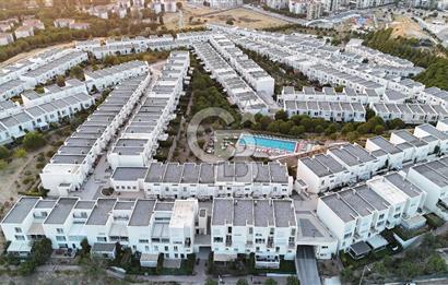 35. Sokak Sitesi Önü Açık Balkonlu Satılık 3+1 Dubleks